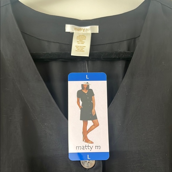 Matty M NWT Button-Down Dress with Waist Tie - Picture 2 of 3